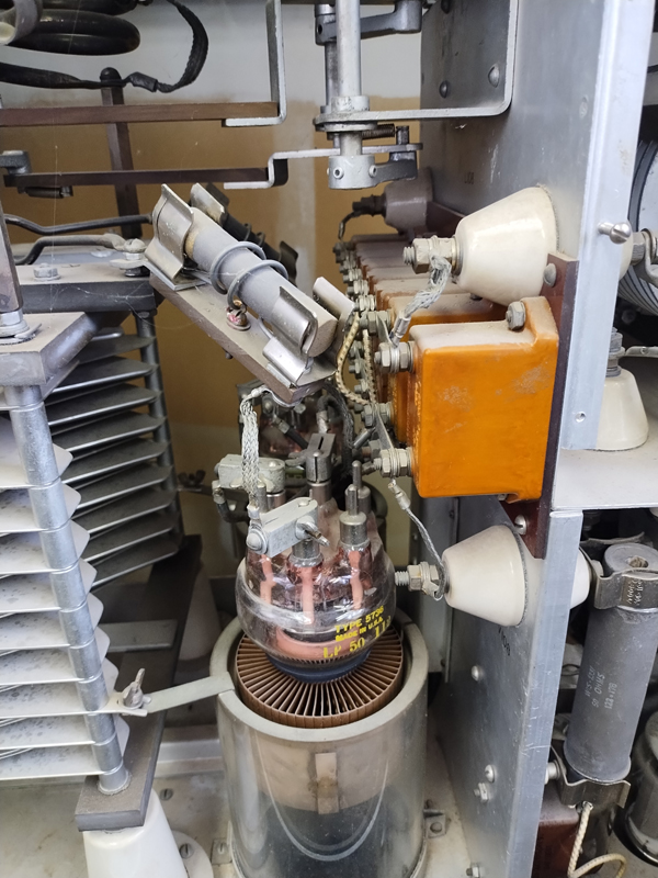 /th41b rf deck  detail3.jpg